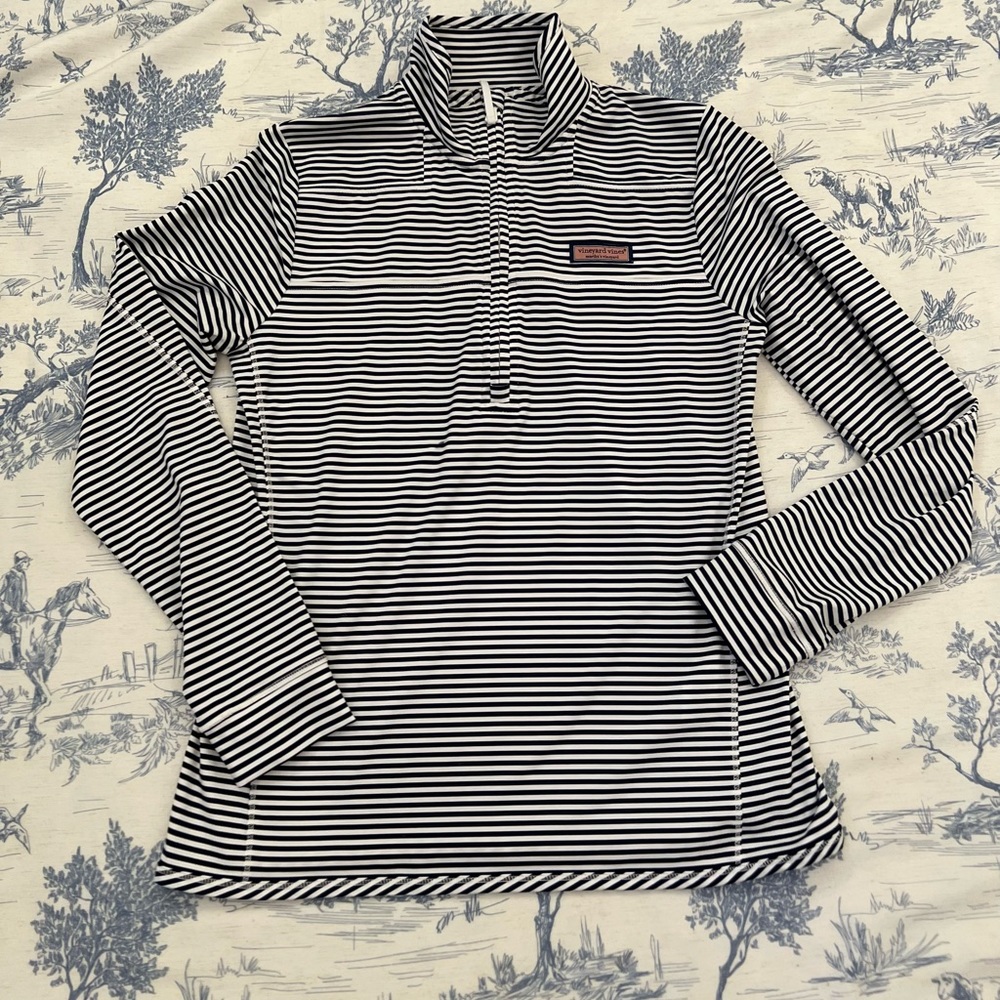 NWOT Vineyard Vines Women’s Rash Guard